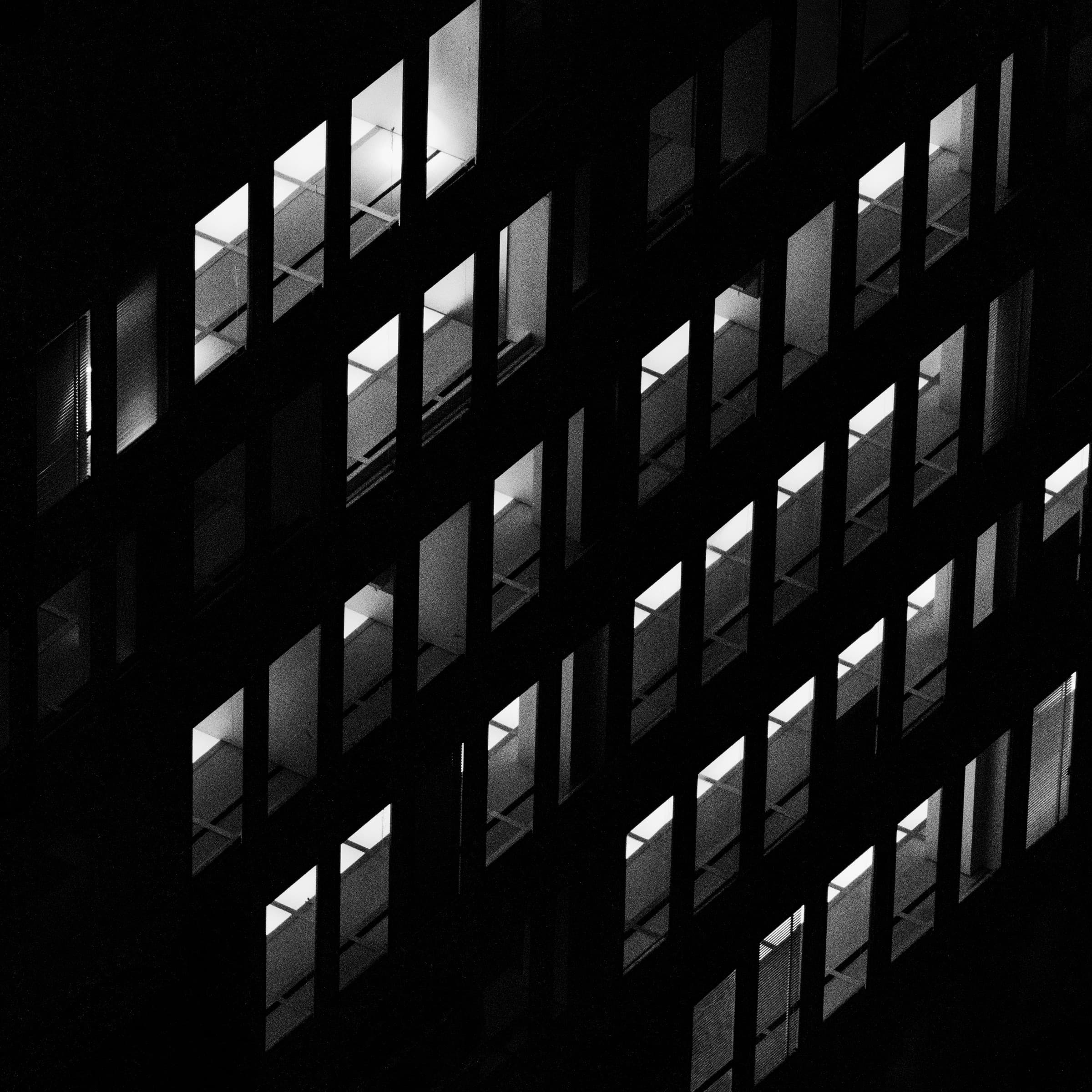 Lit Diagonal by Daniel Montero · Photographic study